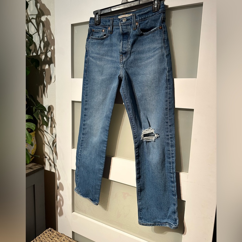 Levi's wedgie straight jeans